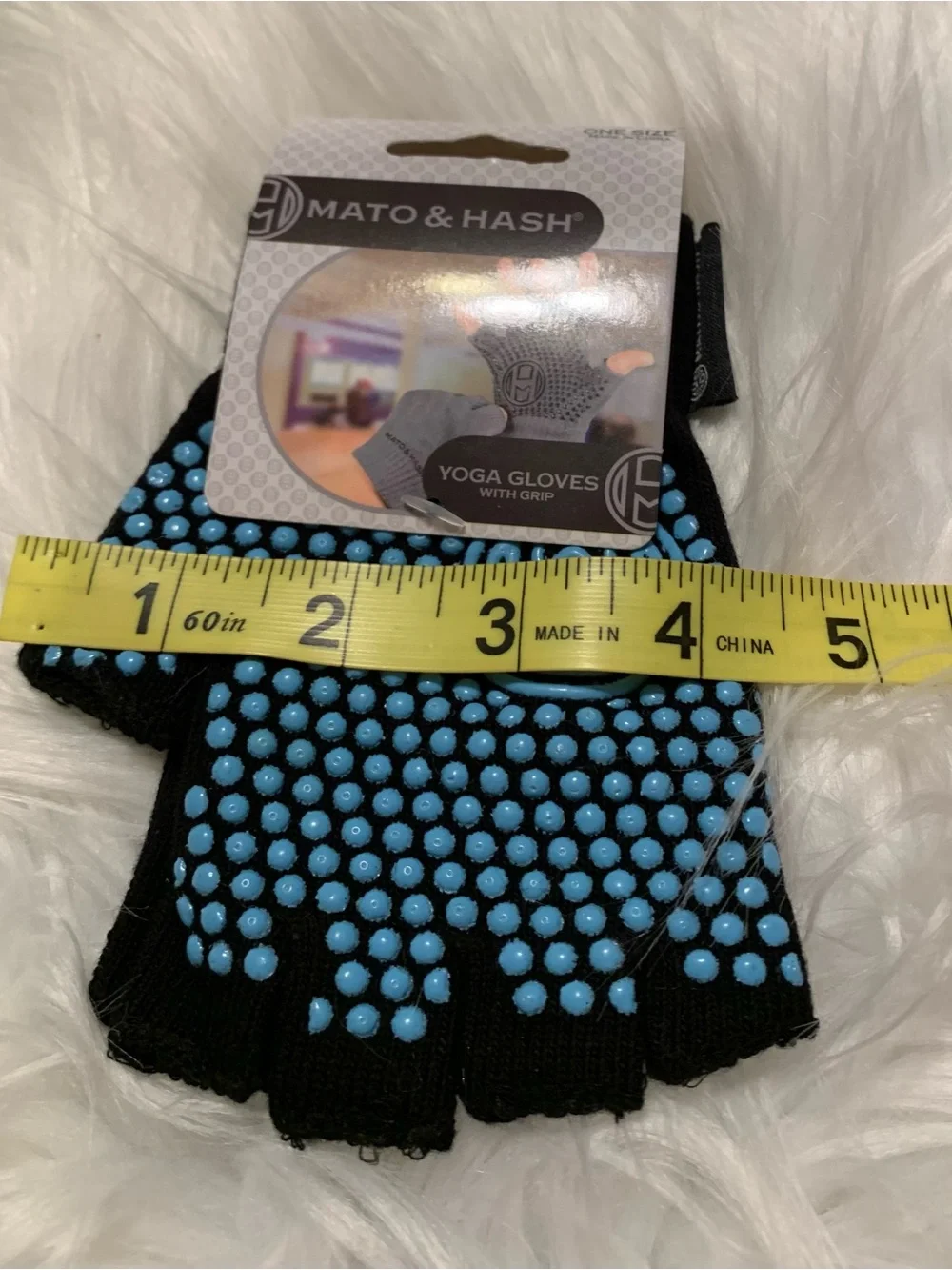 MATO & NASH ladies NWT Yoga fingerless gloves OSFM